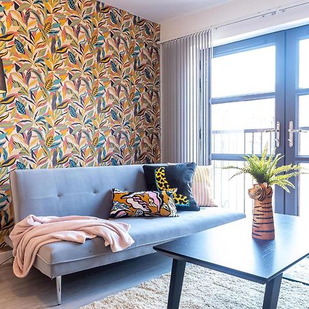 Pristine 1 And 2 Bedroom Apartments Near Business District By Belvilla バーミンガム エクステリア 写真