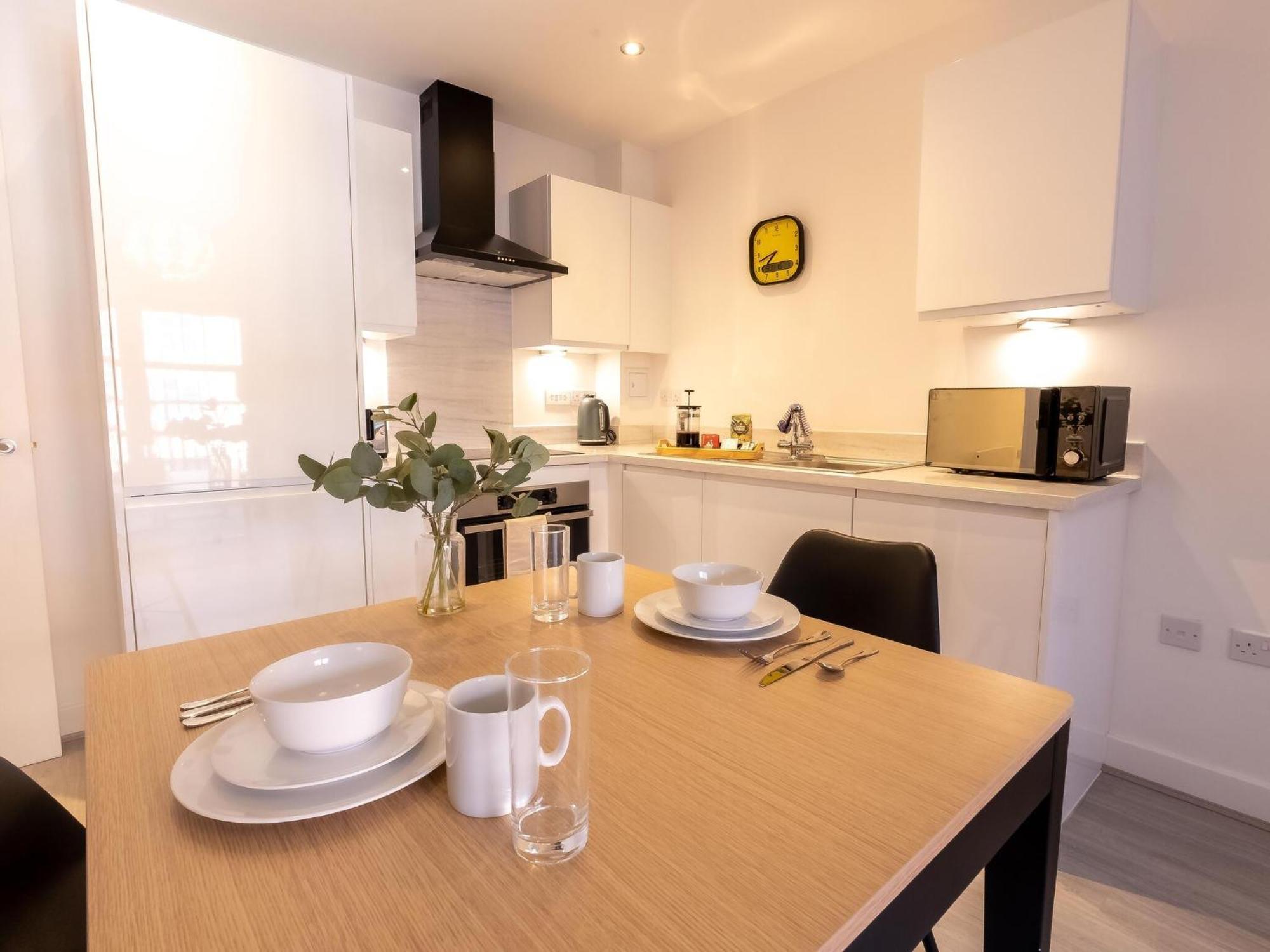 Pristine 1 And 2 Bedroom Apartments Near Business District By Belvilla バーミンガム エクステリア 写真